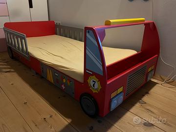 Lettino pompieri „Kidkraft“ con materasso 70x140cm