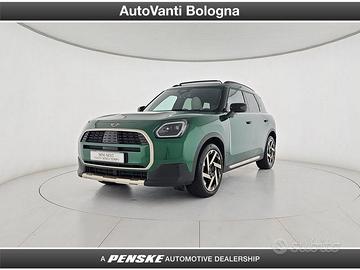 MINI Countryman Mini 2.0 48V D Favoured auto