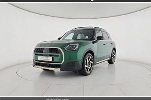 MINI Countryman Mini 2.0 48V D Favoured auto