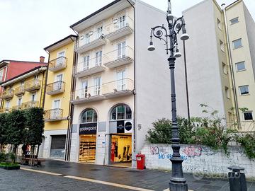 Locale commerciale in zona centrale