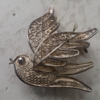 Spilla antica uccello in filigrana d'argento