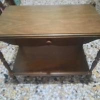 TAVOLINO CON RUOTE PORTA TV  HO ALTRO