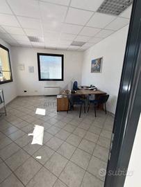 Immobile di 2371 m² con 4 locali a Borso del Grapp