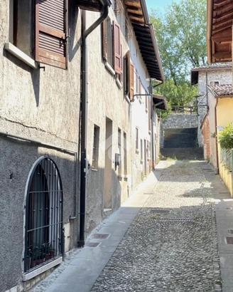 4 LOCALI A LONATO DEL GARDA