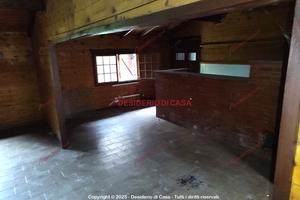 Locale, Mondello - Castelforte, Palermo.