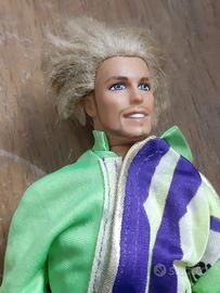 Ken o similare Mattel 1968 per Barbie.