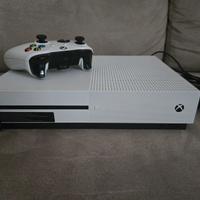 Xbox One con 11 giochi GTA V Tomb Raider ryse ecc.