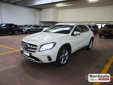 Mercedes-Benz GLA 200 d Automatic 4Matic Sport