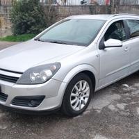 Opel Astra 1.6 16V Twinport Station Wagon NEOPATEN