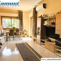 Riposto, appartamento mq 140 con box doppio