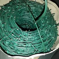 Filo spinato plastificato