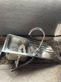 Lavello cucina in acciaio