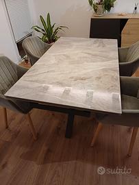 Tavolo finto marmo. Nuovo