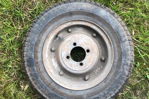 CERCHIO PNEUMATICO VESPA 8 POLLICI