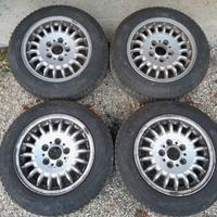 Cerchi in lega + gomme termiche BMW 15 pollici