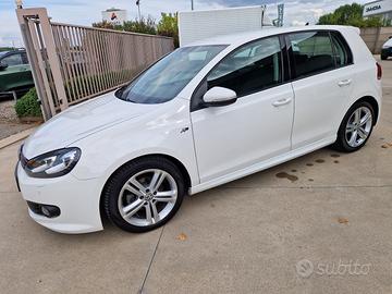 Volkswagen golf 1.6 tdi dsg r - line