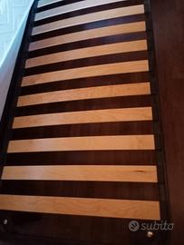 Reti letto con doghe in legno 