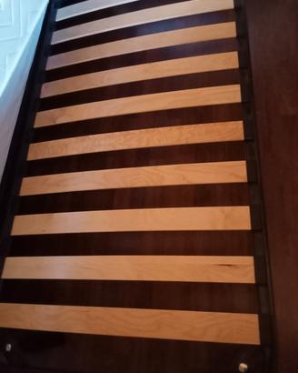 Reti letto con doghe in legno 