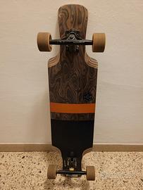 Longboard freestyle Globe