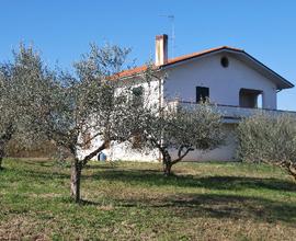 Porzione di Casale di Campagna da ristrutturare