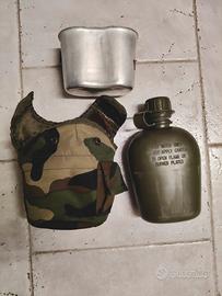 Borraccia militare e cinturone woodland