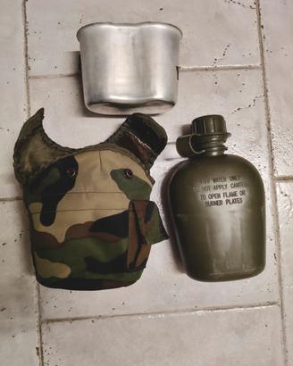 Borraccia militare e cinturone woodland