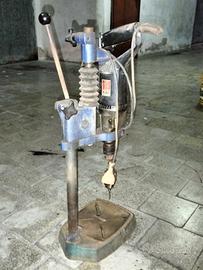 Trapano STAR 600 Wat con supporto