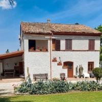 Prenota entro Pasqua Special price Marche