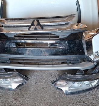 MITSUBISHI OUTLANDER 2.2D MUSO COMPLETO 15-19