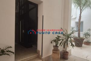 CENTRO STORICO - Zona porto - Ampio bilocale 1°p