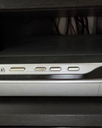 Lettore DVD marca LG.