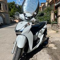 Honda SH 300
