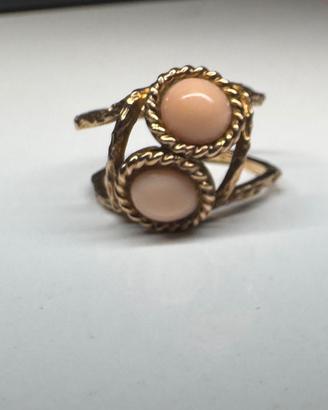 Anello vintage dorato a doppia fascia con pietre