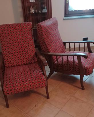 coppia di poltrone vintage in legno