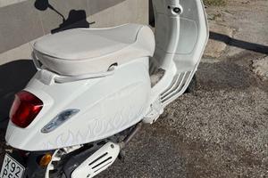 Piaggio Vespa 50 Primavera - 2022