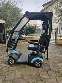 Scooter ellettrico per anziani, o mobilita ridotta
