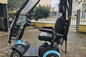 Scooter ellettrico per anziani, o mobilita ridotta