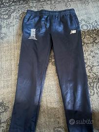 pantaloni new balance 7 euro