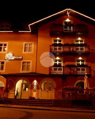 ALBERGO A CLAVIERE