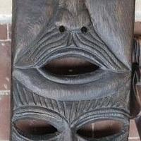 maschera etnica in legno