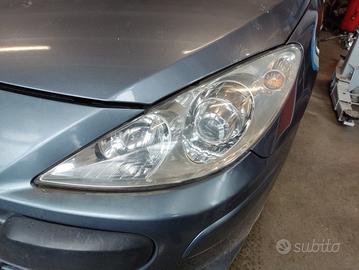 Proiettore sinistro PEUGEOT 307 del 2006