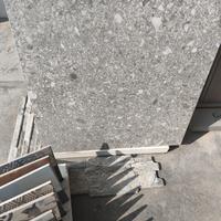 gres porcellanato formato 60x60 effetto pietrisco 