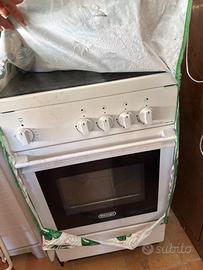 Cucina a gas o corrente con forno