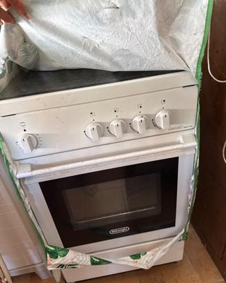Cucina a gas o corrente con forno