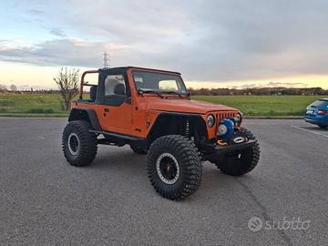 Jeep Wrangler 5.9 V8 Preparata x Off Road