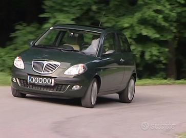 Lancia y 2005 