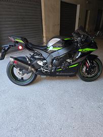 Kawasaki ZX 10 R PERFORMANCE 