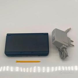 New Nintendo 3ds Nero + 4gb + Caricatore + Pennino