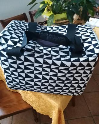 TRASPORTINO  DA MACCHINA E A MANO PER CANI O GATTI