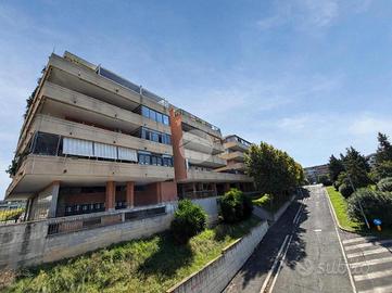 MONOLOCALE A ROMA